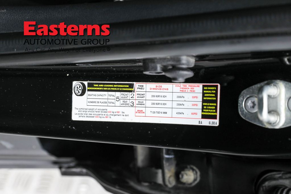Vehicle image 61 of 62