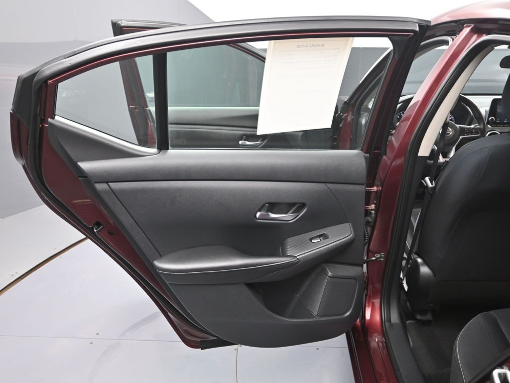 Vehicle image 47 of 57
