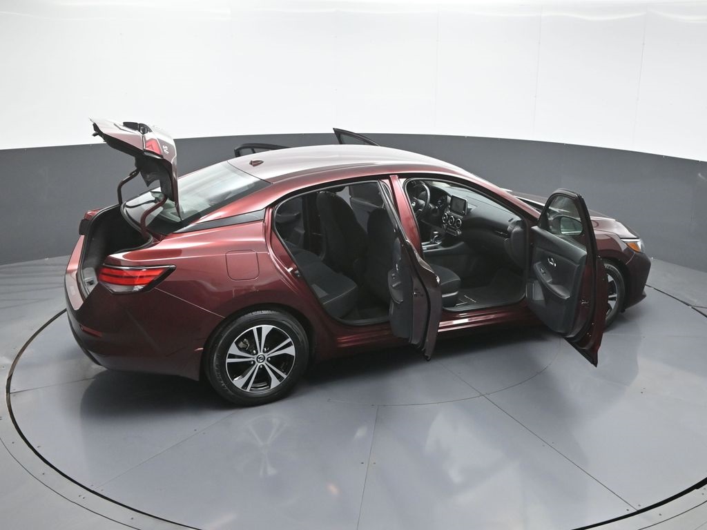 Vehicle image 17 of 57