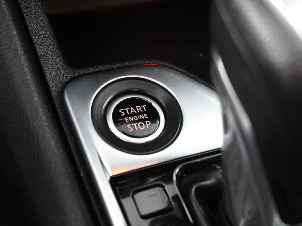 Vehicle image 43 of 57
