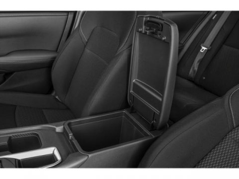 Vehicle image 17 of 18