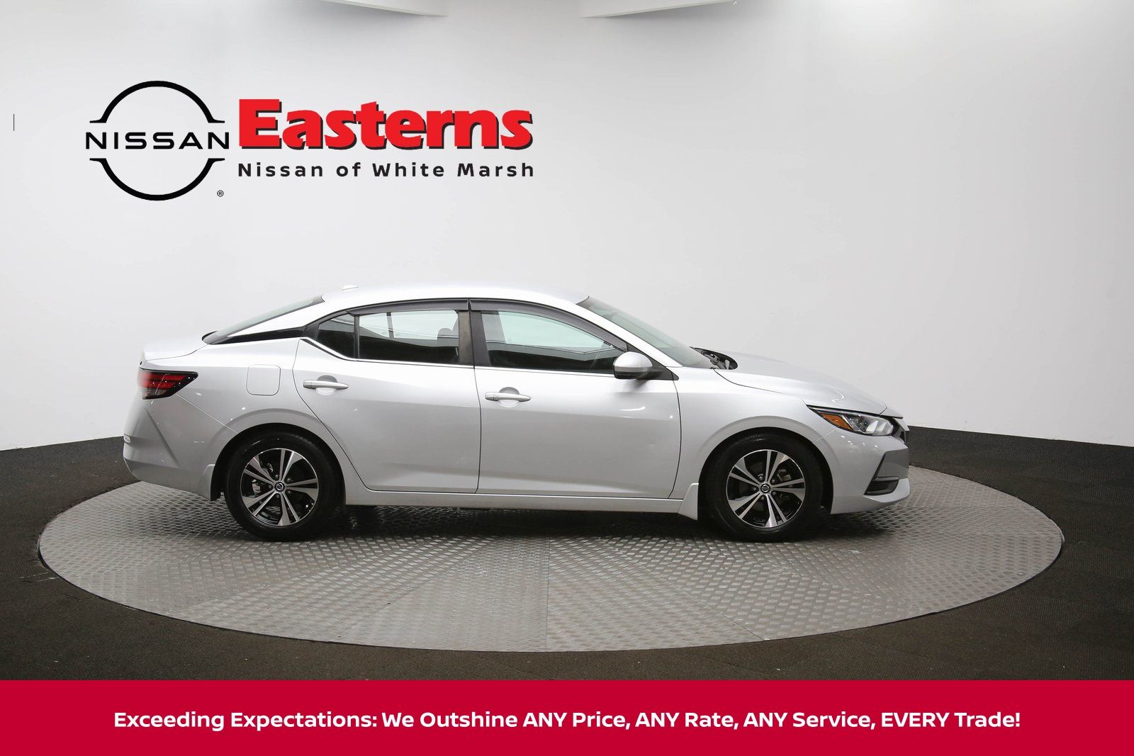 Vehicle image 18 of 61