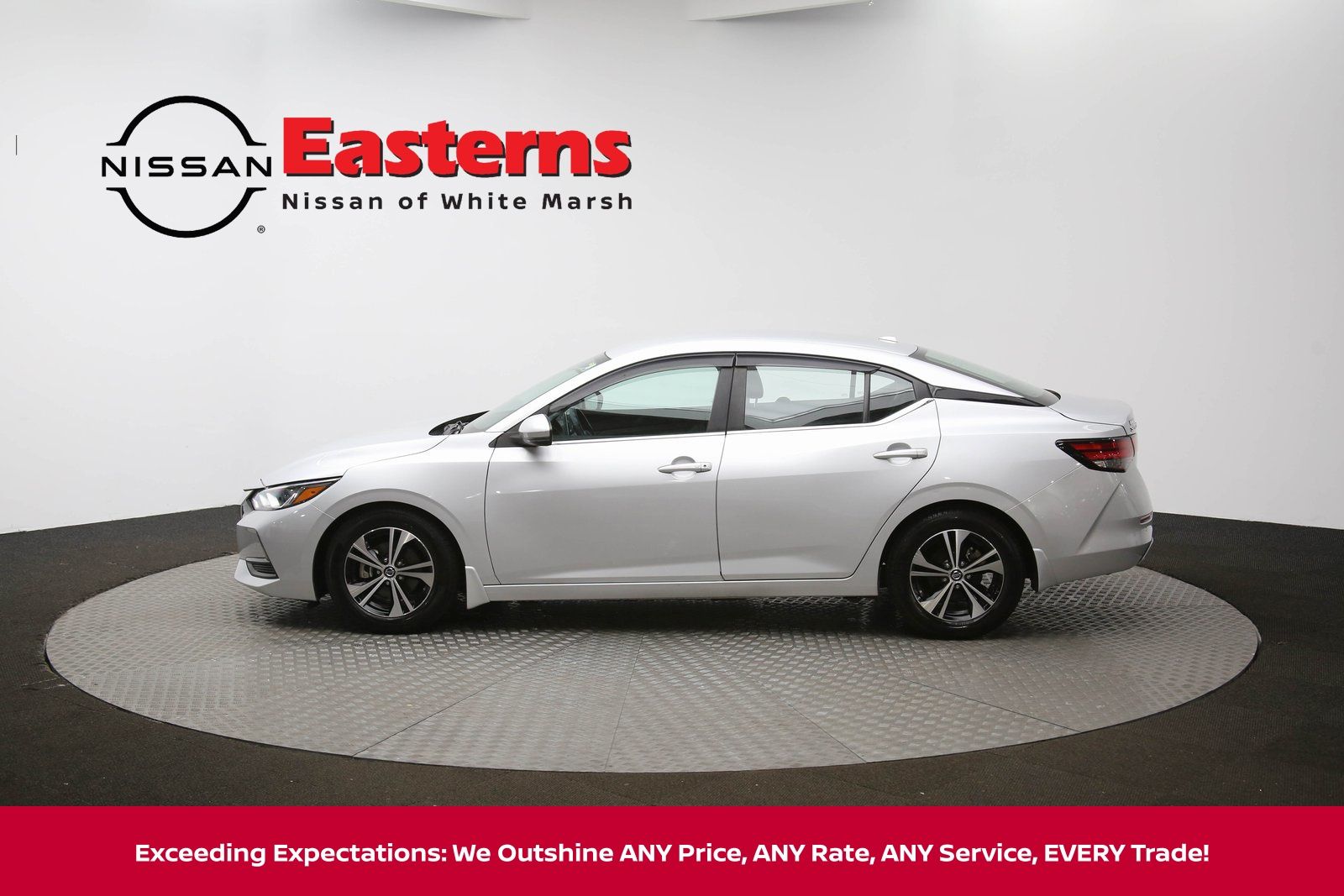 Vehicle image 34 of 61