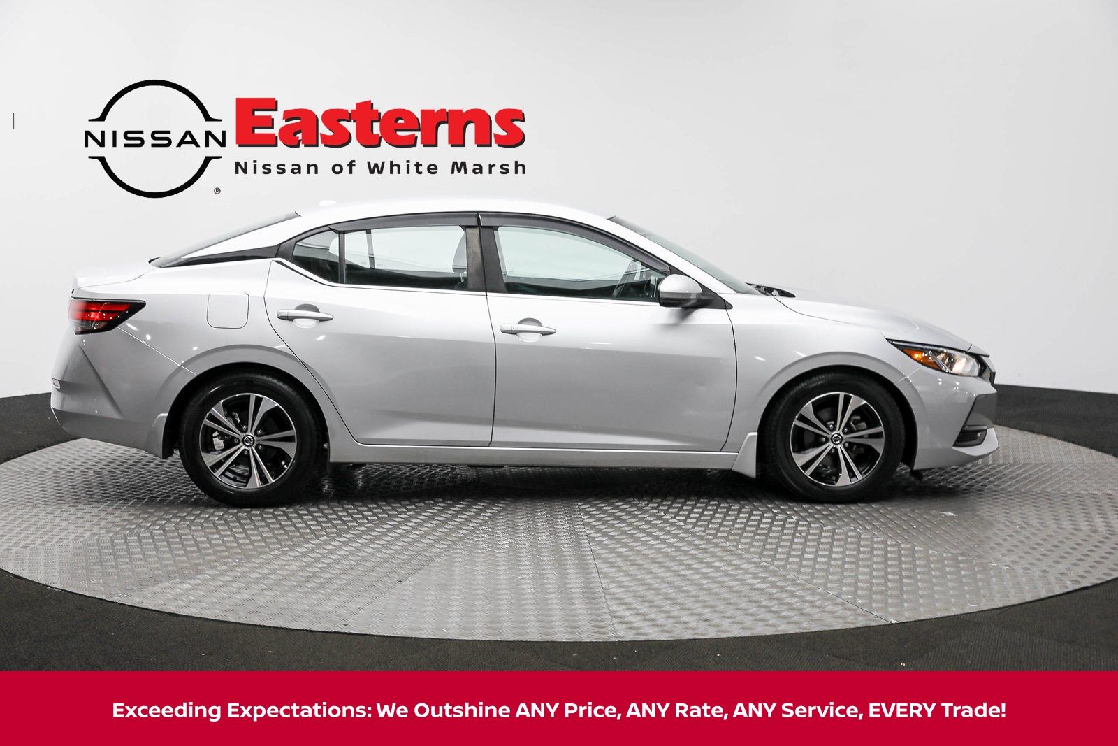 Vehicle image 17 of 61