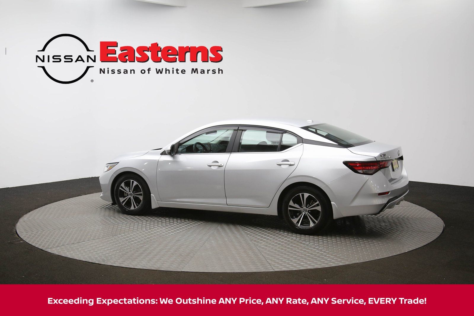 Vehicle image 29 of 61