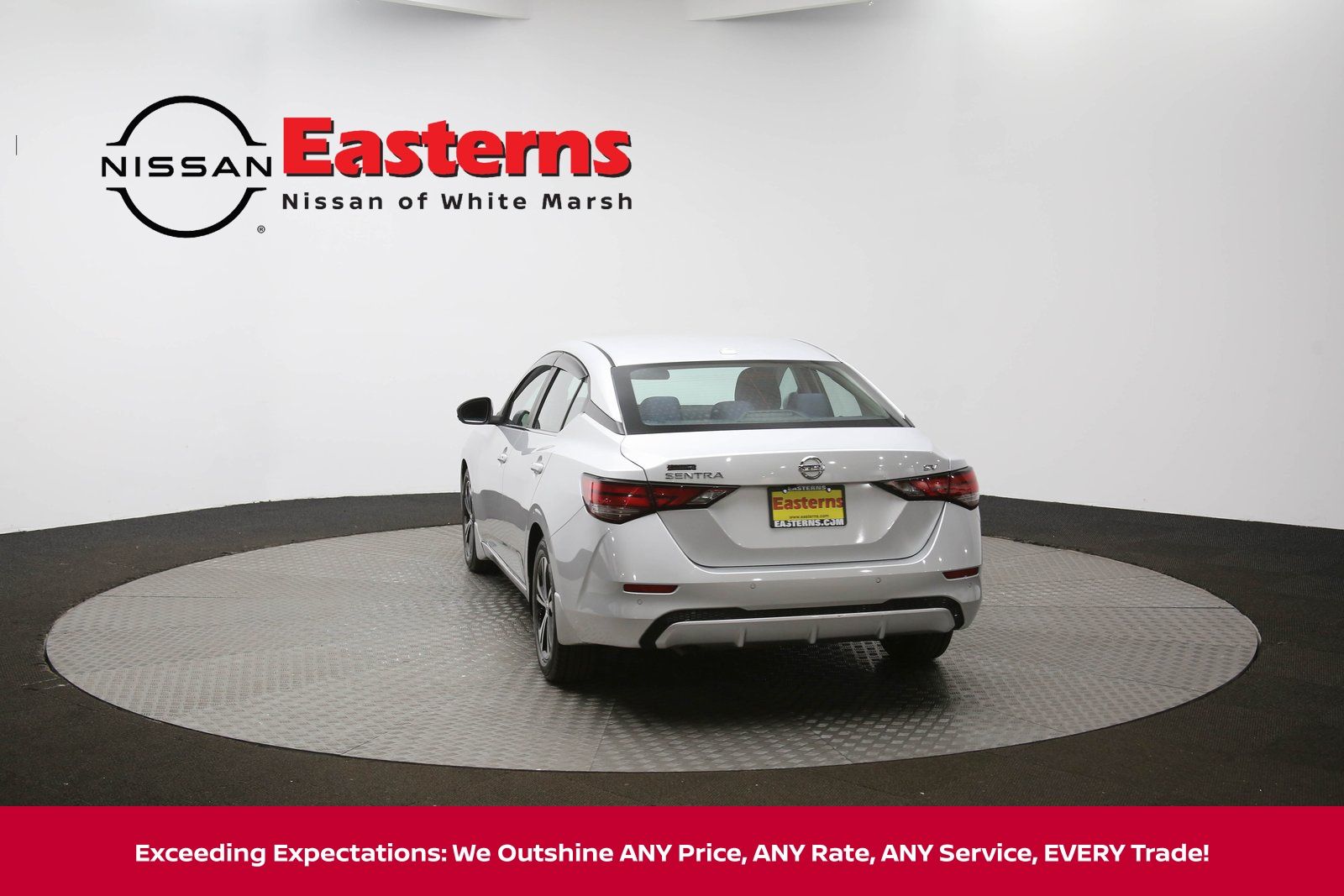 Vehicle image 32 of 61