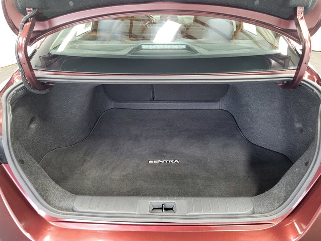 Vehicle image 9 of 21