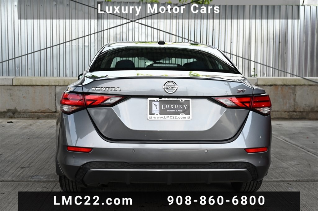 Vehicle image 3 of 34