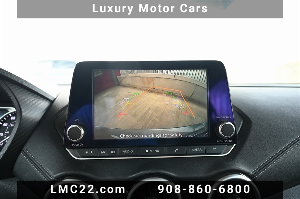 Vehicle image 13 of 34