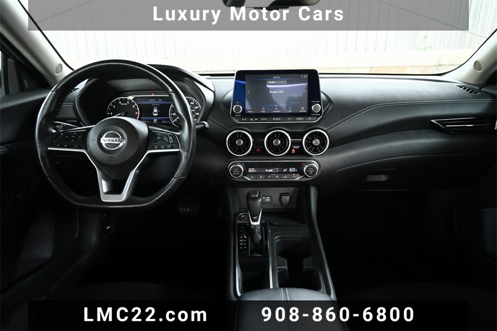 Vehicle image 27 of 34