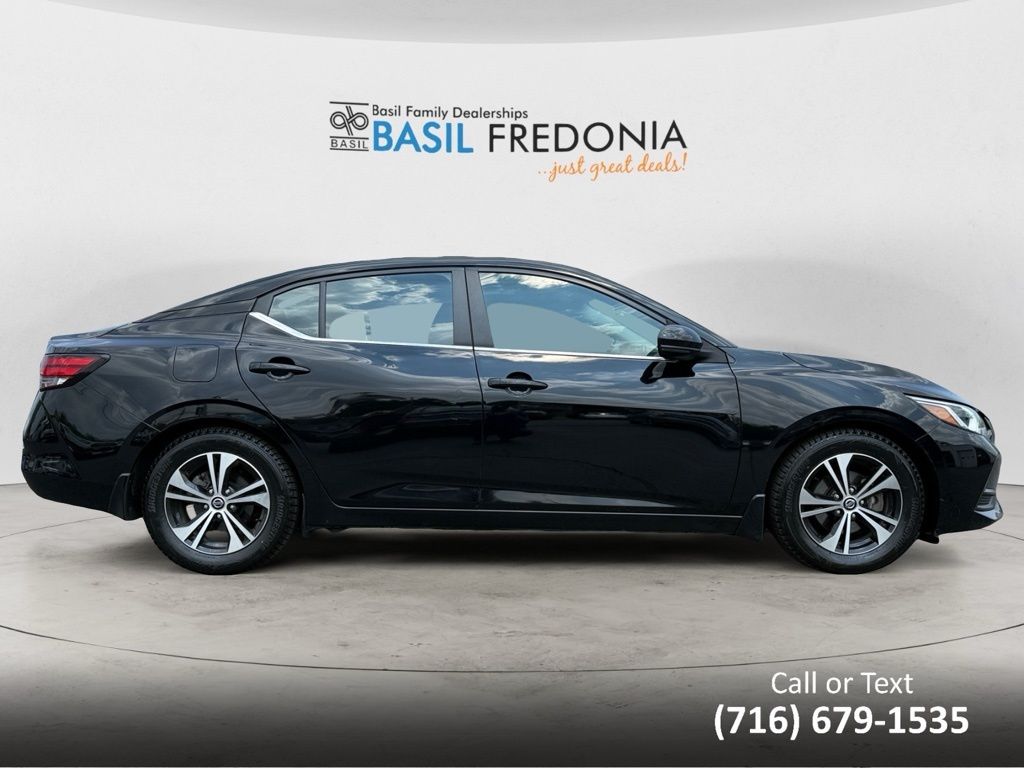 Vehicle image 4 of 16