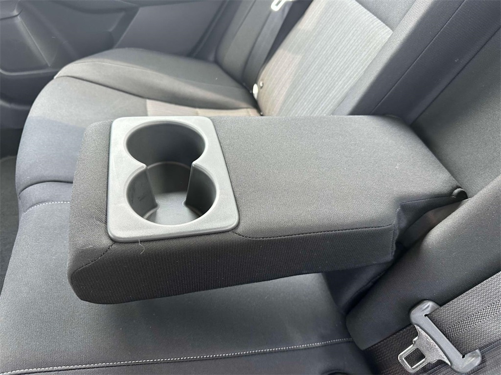 Vehicle image 10 of 29