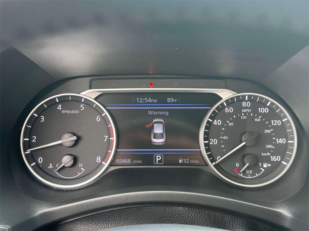 Vehicle image 22 of 29