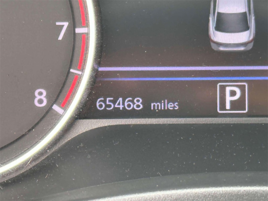 Vehicle image 23 of 29