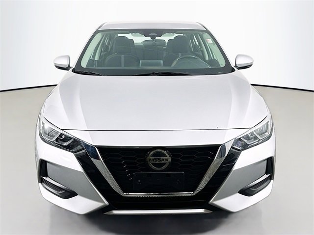 Vehicle image 2 of 31
