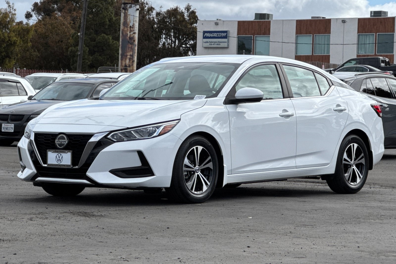 Vehicle image 1 of 28