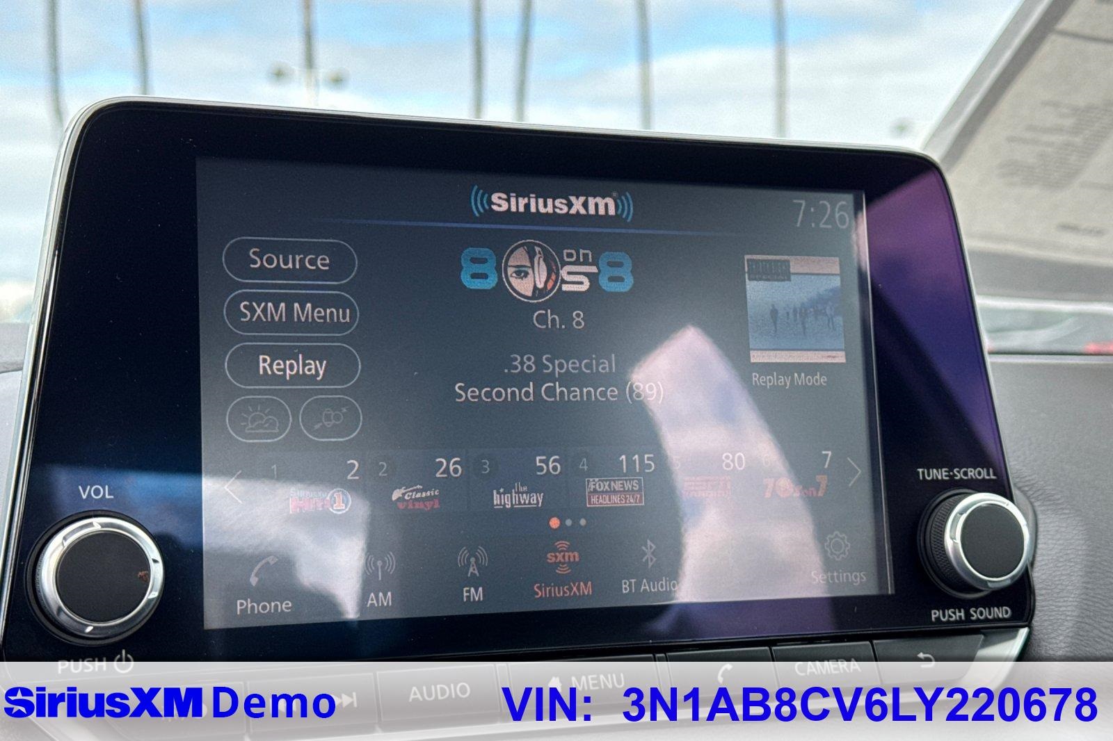 Vehicle image 27 of 28