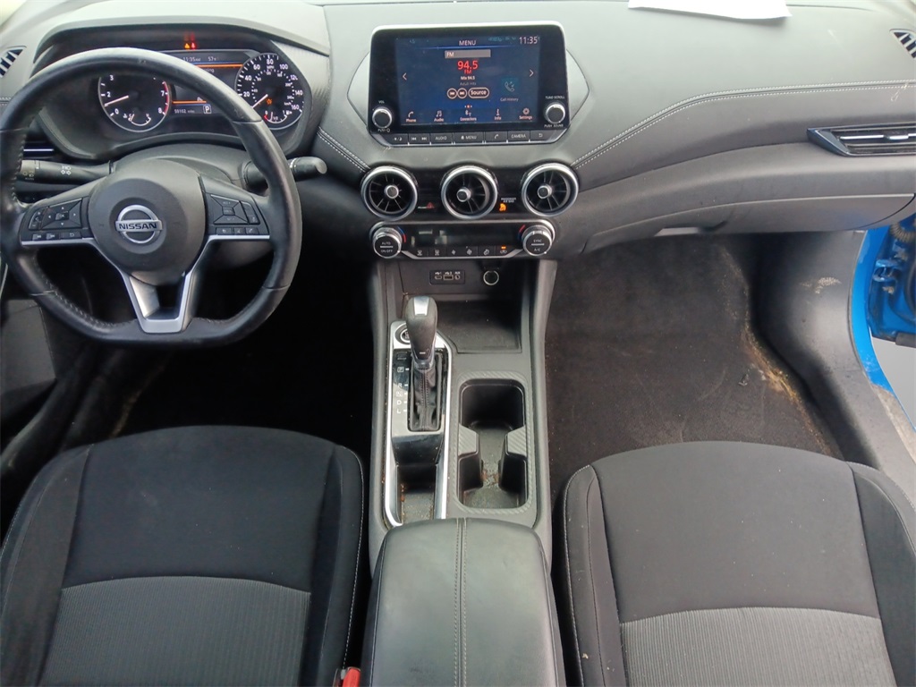 Vehicle image 23 of 24