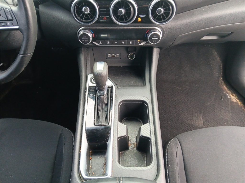 Vehicle image 20 of 24