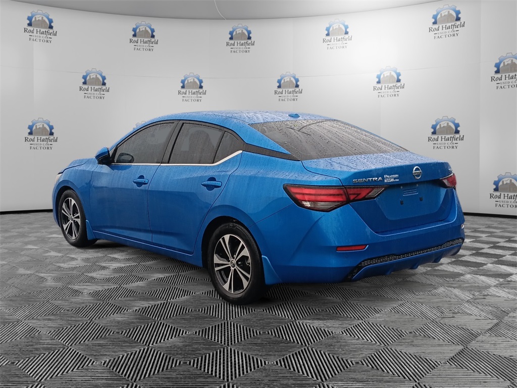 Vehicle image 7 of 24