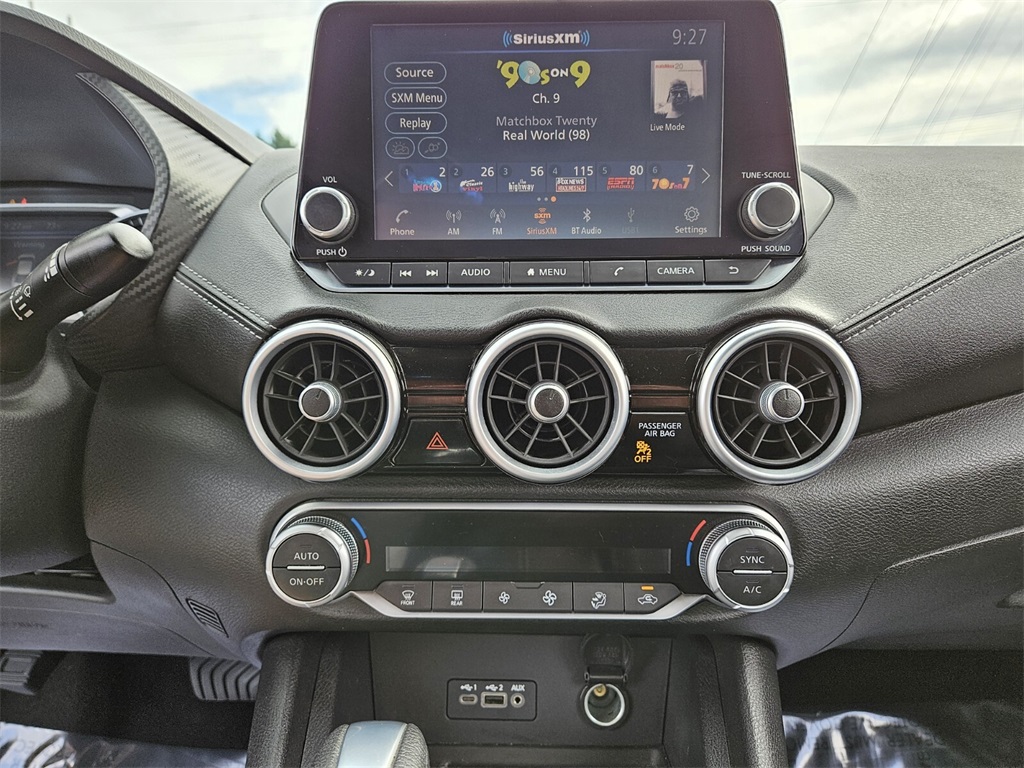 Vehicle image 20 of 30