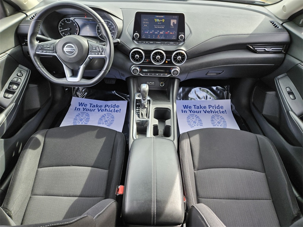 Vehicle image 11 of 30