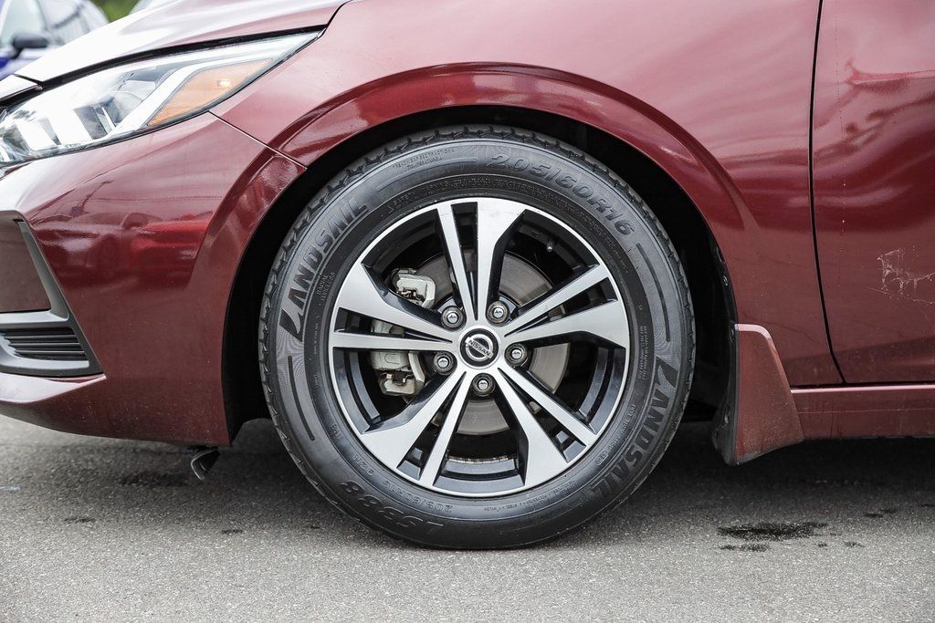 Vehicle image 9 of 28
