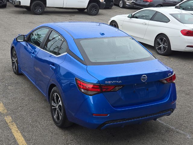 Vehicle image 7 of 21