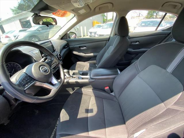 Vehicle image 15 of 25