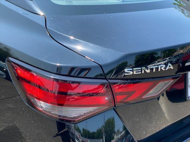 Vehicle image 12 of 25