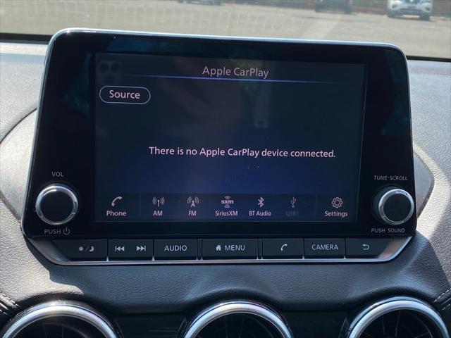 Vehicle image 18 of 25