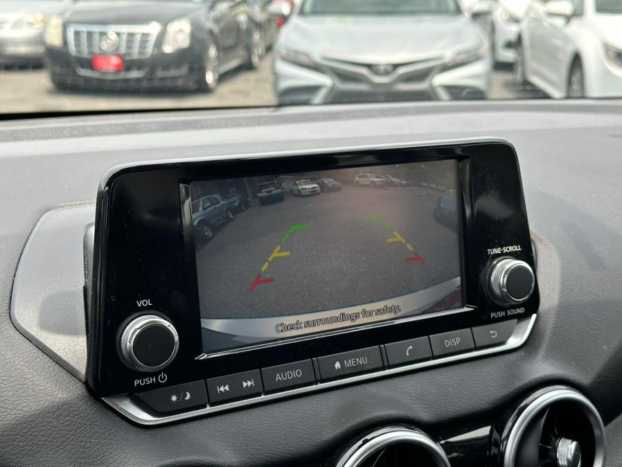 Vehicle image 23 of 41