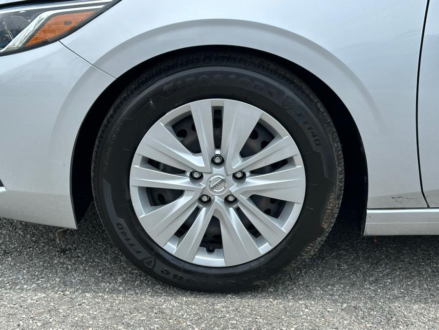 Vehicle image 36 of 41