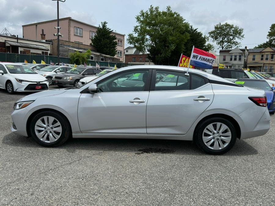 Vehicle image 8 of 41