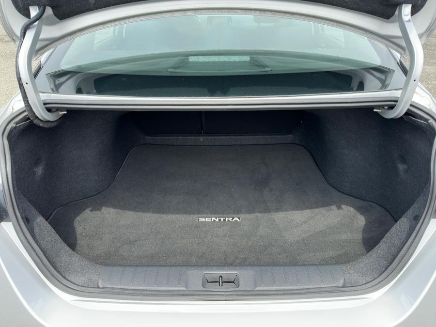 Vehicle image 34 of 41