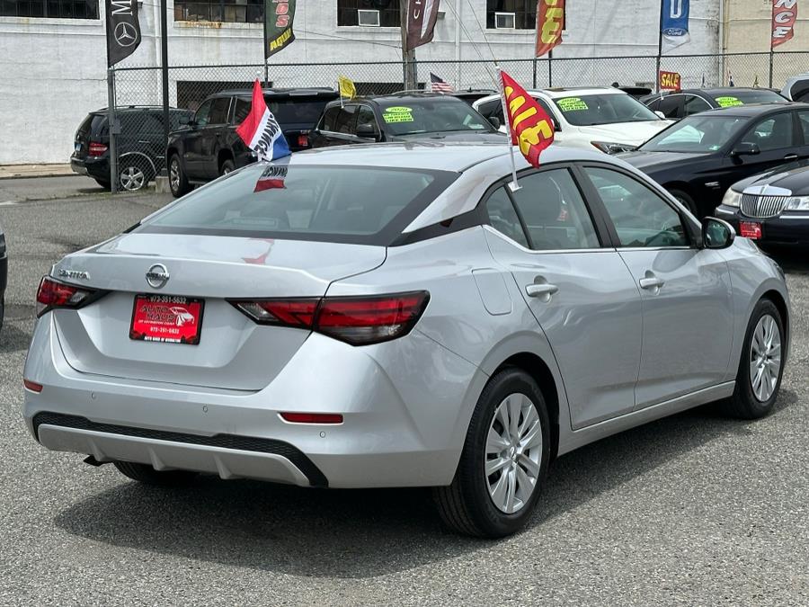 Vehicle image 5 of 41