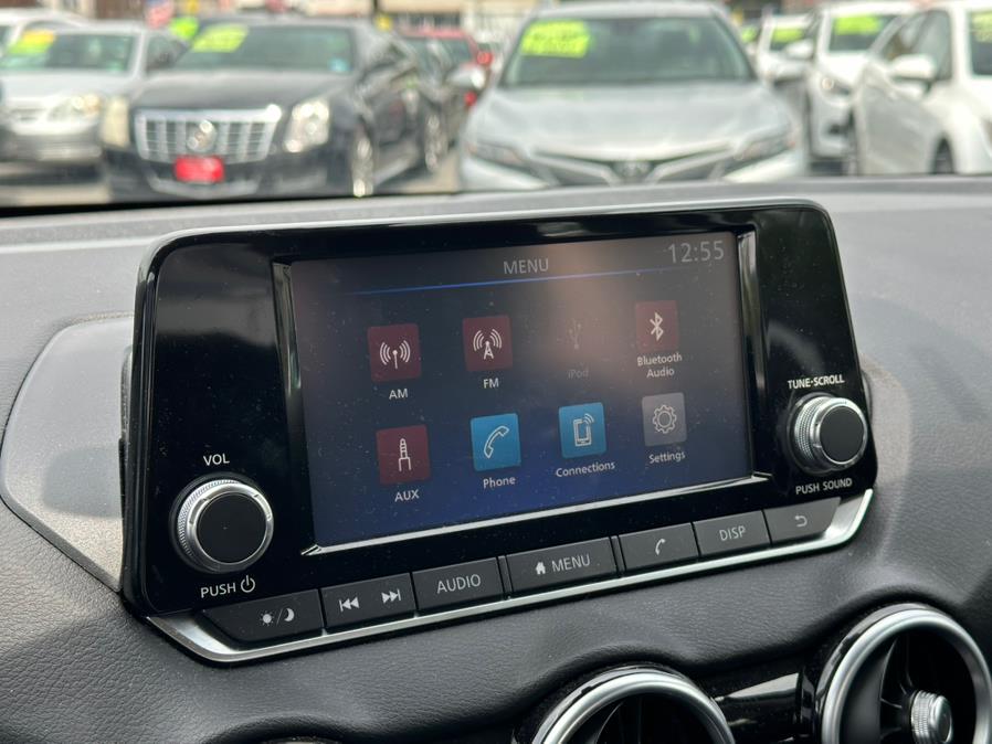 Vehicle image 22 of 41