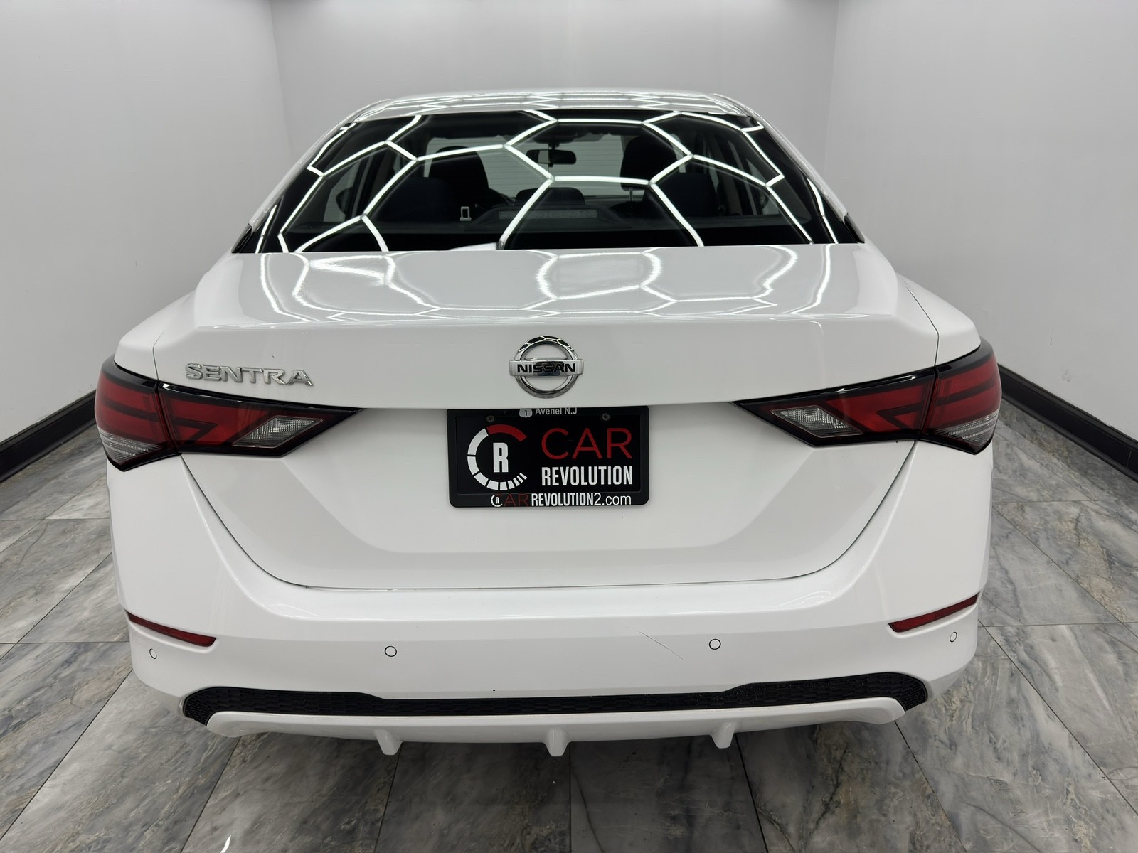 Vehicle image 5 of 52