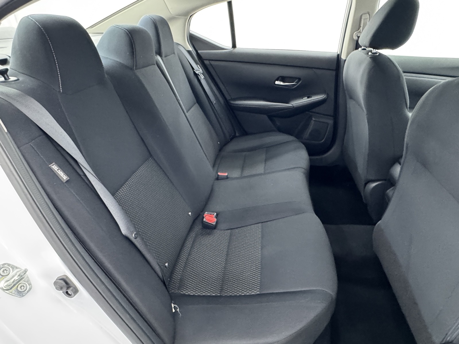Vehicle image 41 of 52