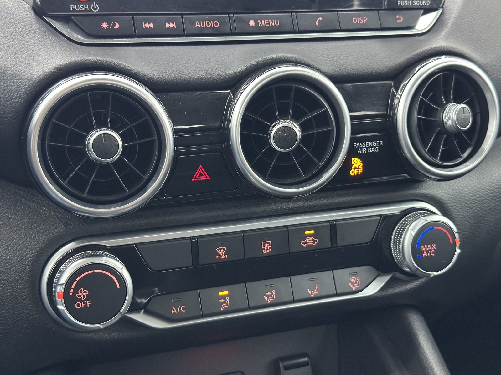 Vehicle image 26 of 52