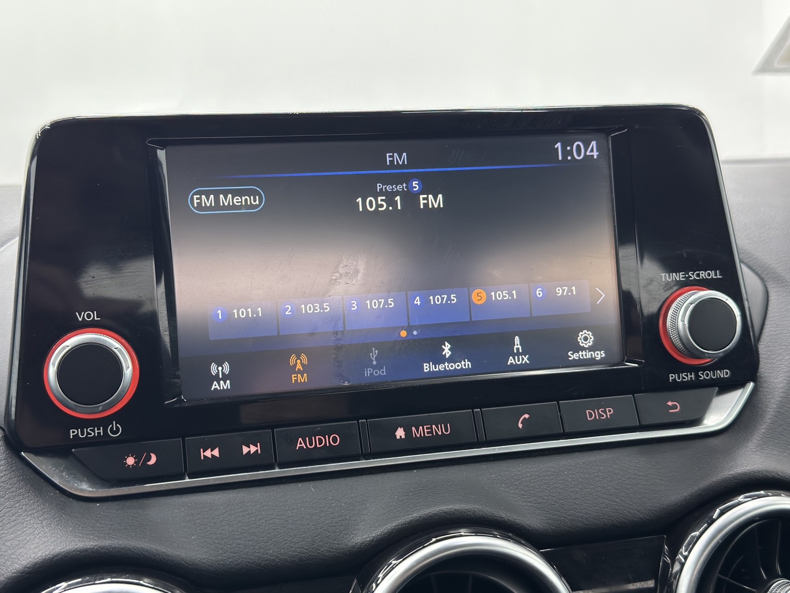 Vehicle image 23 of 52