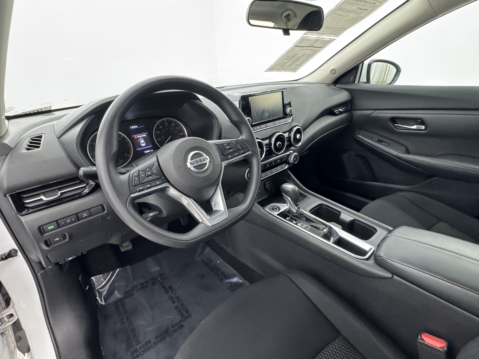 Vehicle image 15 of 52