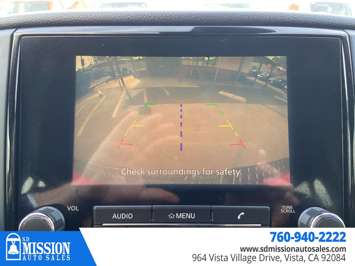 Vehicle image 20 of 21