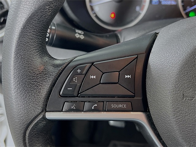 Vehicle image 13 of 39