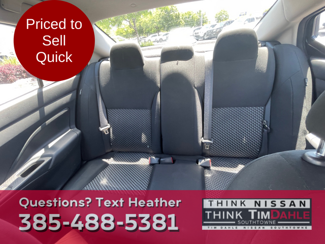 Vehicle image 13 of 14
