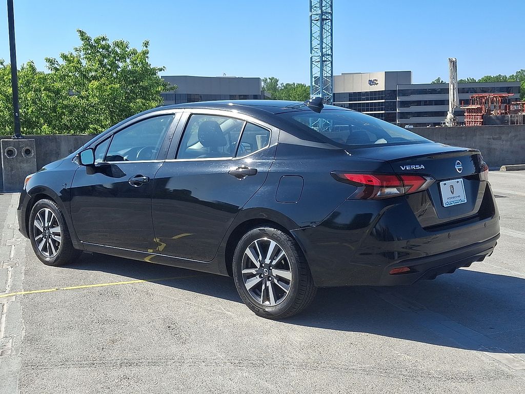 Vehicle image 7 of 30