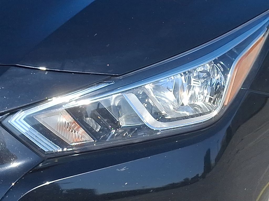 Vehicle image 11 of 30