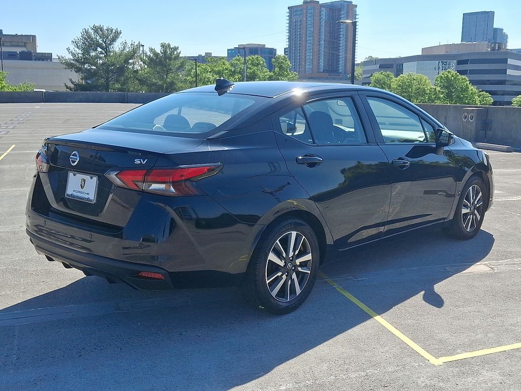 Vehicle image 3 of 30