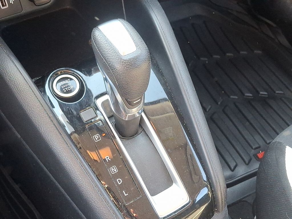 Vehicle image 15 of 30