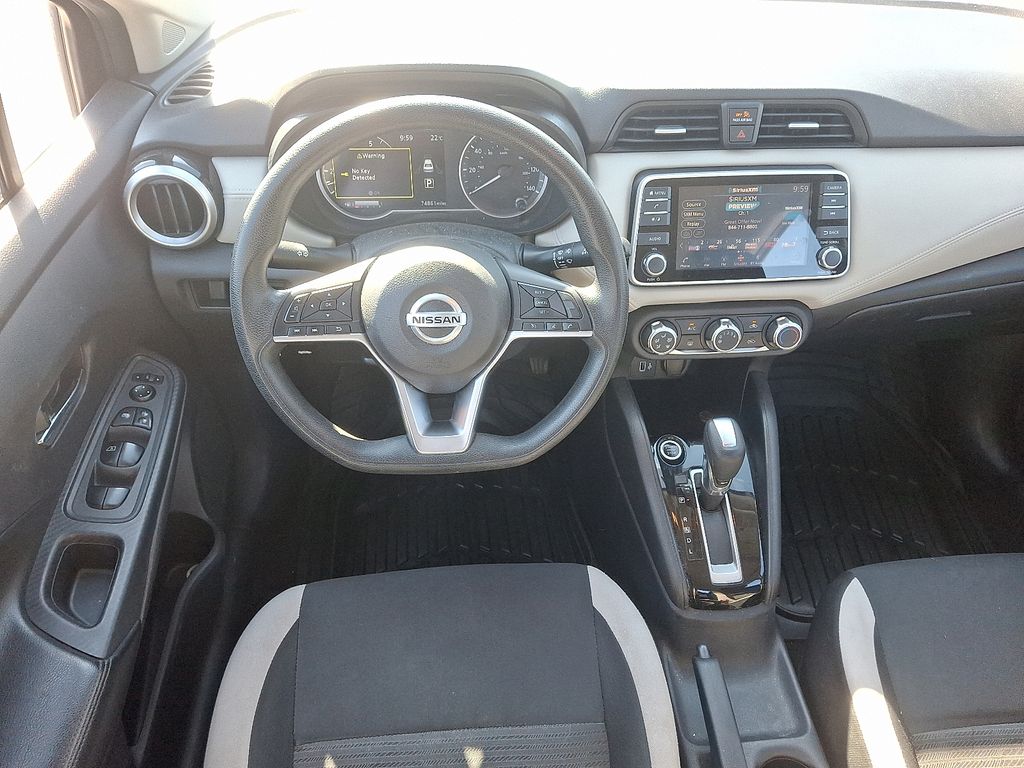 Vehicle image 13 of 30